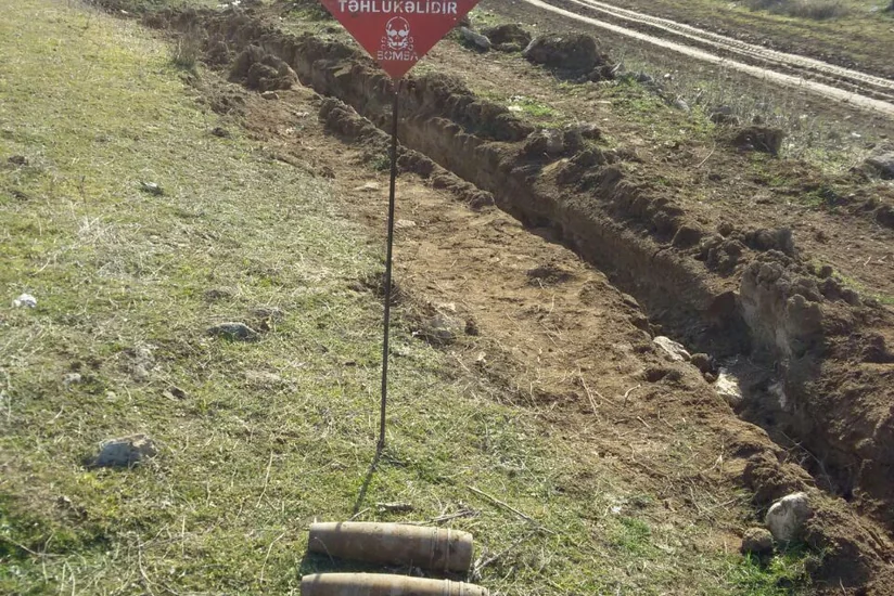 Qazaxda iki top mərmisi tapılıb