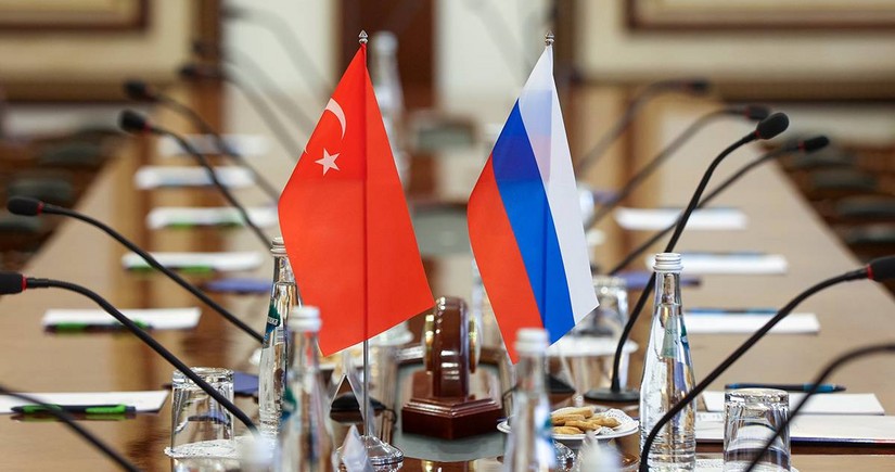 Rusiya nümayəndə heyəti Ukrayna ilə bağlı danışıqlar üçün İstanbuldadır