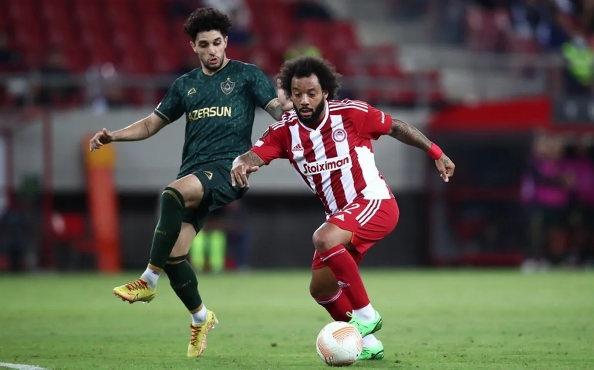 Marselo Olimpiakosla yollarını ayırıb