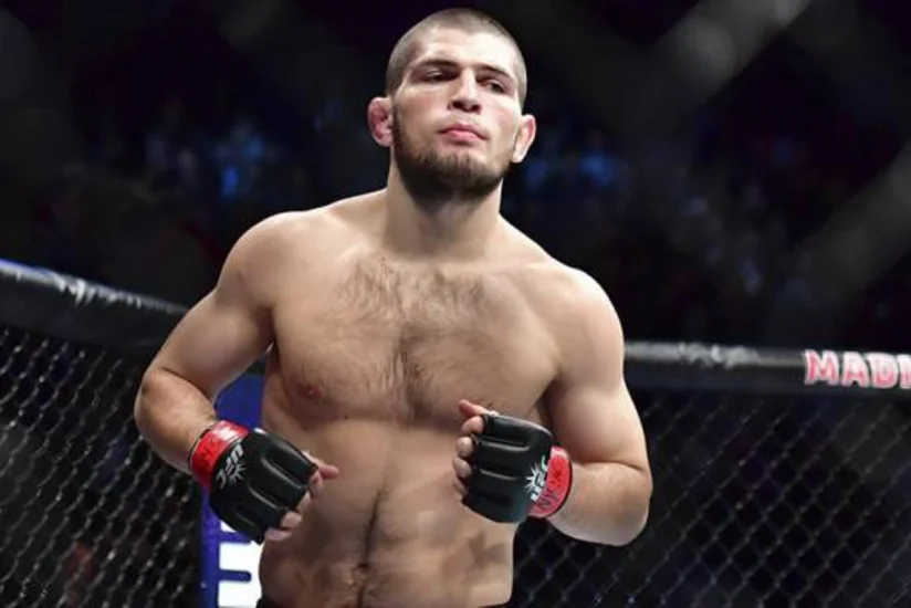 Нурмагомедов стал первым российским чемпионом мира в истории UFC