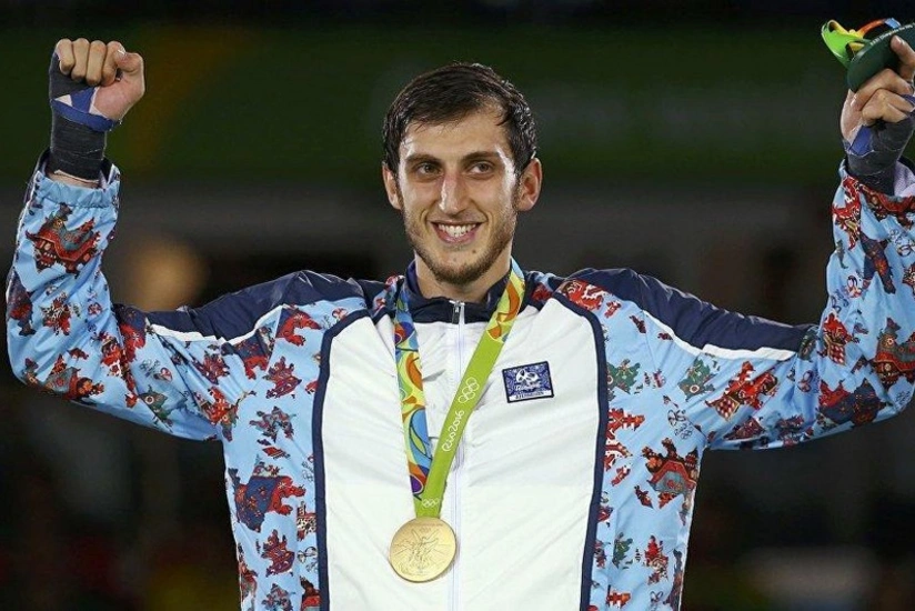 Radik İsayev: 6 gün bir otaqda oturduq, az qala dəli olacaqdıq