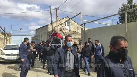 Koronavirusdan vəfat edən jurnalist dəfn olunub