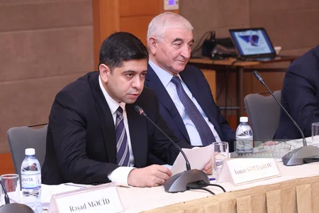 Media subyektlərinin bərabər seçkiqabağı təşviqat imkanları ilə bağlı müzakirələr aparılıb