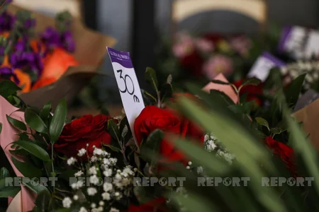 Pandemiyada gül və hədiyyə satışı: razı və narazı olanlar var - VİDEOSORĞU