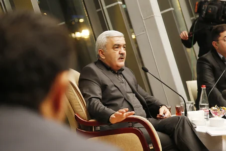 SOCAR prezidenti neftçi gənclərlə görüşüb