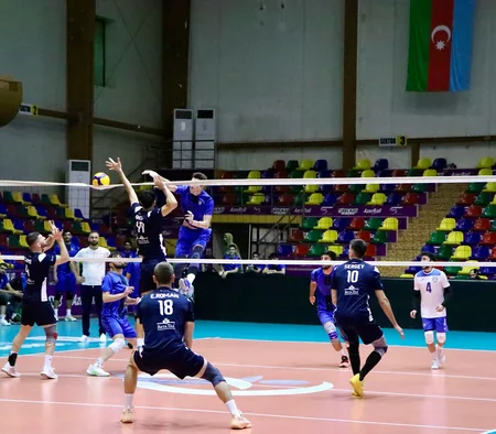 Kişi voleybolçular arasında Azərbaycan çempionatında ilin ilk oyunları keçirilib