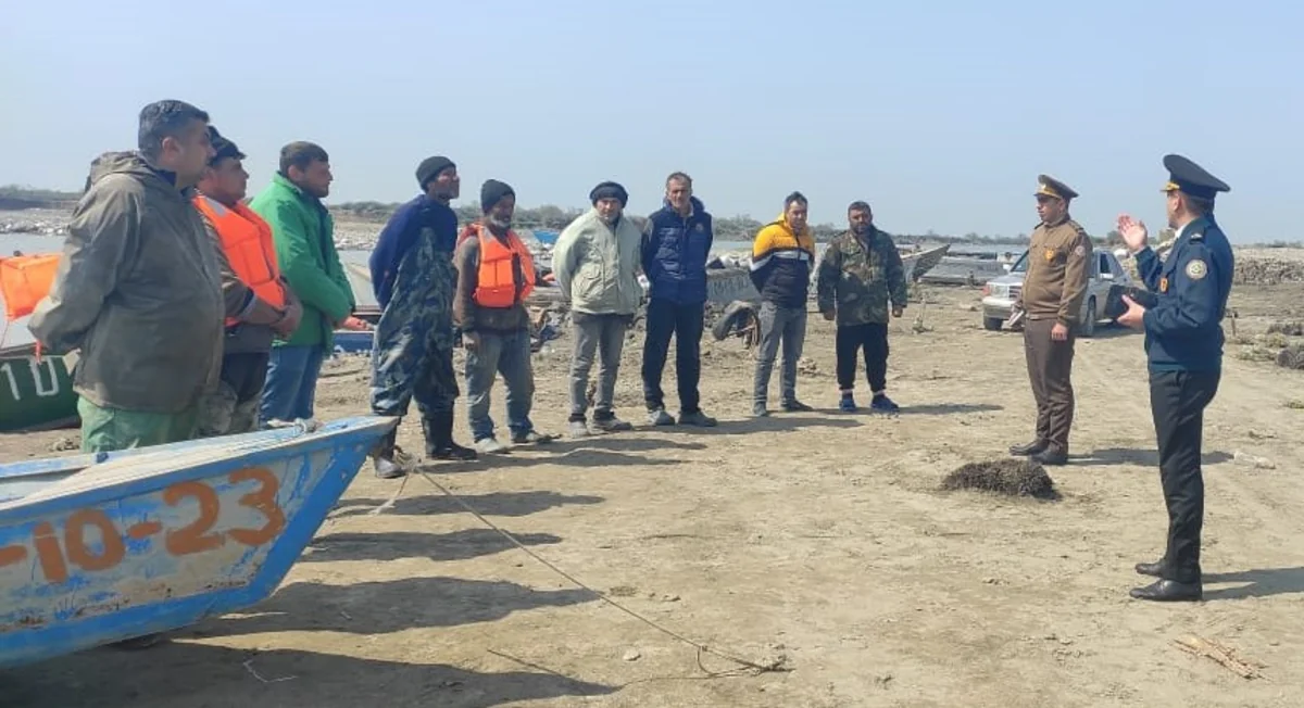 Kiçikhəcmli gəmi istifadəçiləri üçün silsilə maarifləndirmə tədbirləri keçirilib