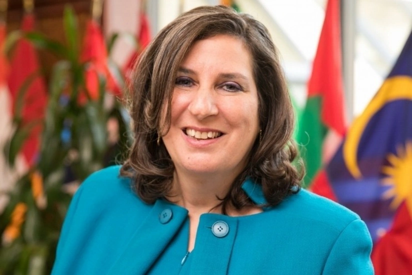 Amerikalı professordan Paşinyana sərt cavab - FOTO