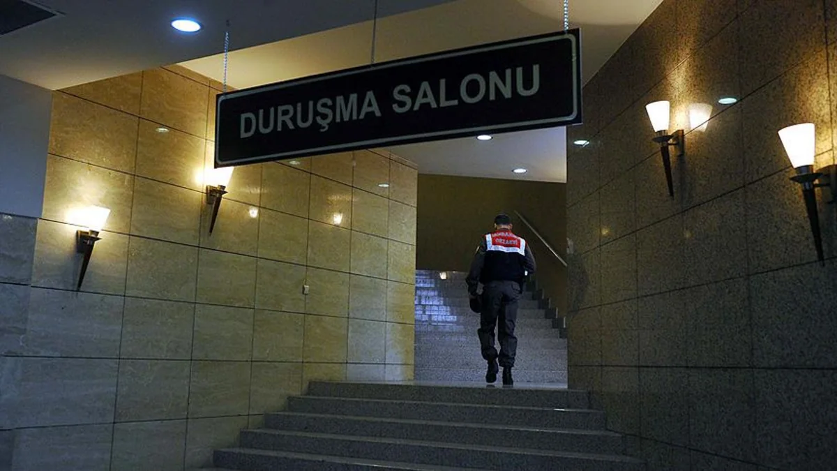 Türkiyədə şagirdləri cinsi istismara məruz qoyan müəllimə 297 il iş kəsilib