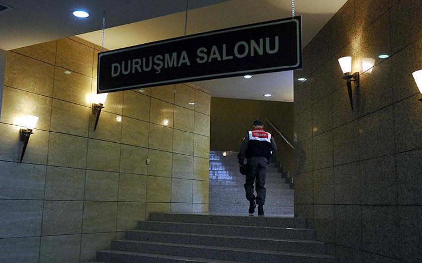 Türkiyədə şagirdləri cinsi istismara məruz qoyan müəllimə 297 il iş kəsilib