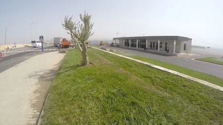 Bakı şəhərinə girişlərdə ödənişsiz dayanacaqlar tikilib
