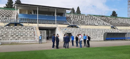 PFL rəhbərliyi Gəncə şəhər stadionunun vəziyyəti ilə tanış olub