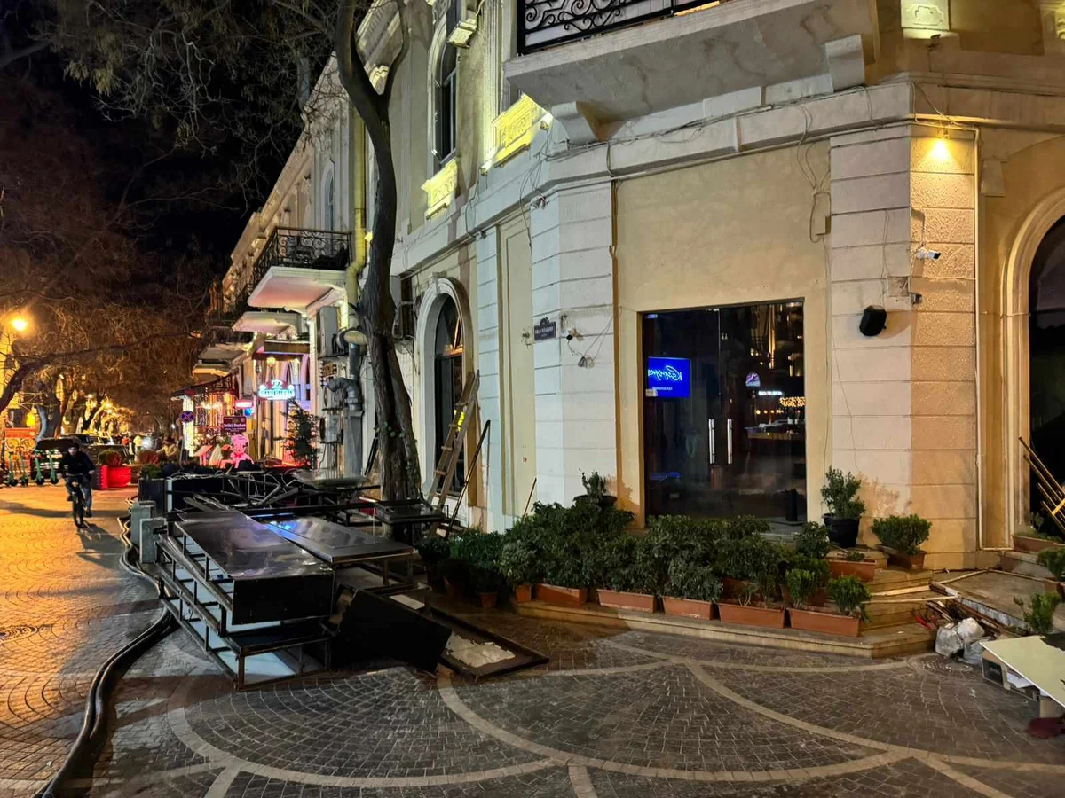 Bakıda qanunsuz tikilmiş qeyri-yaşayış obyekti sökülüb