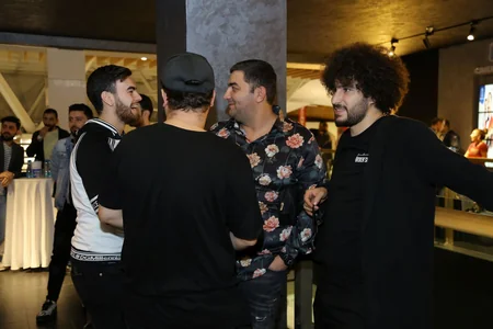 “CinemaPlus”da Cem Yılmazın iki filmi nümayiş olunub - VİDEO