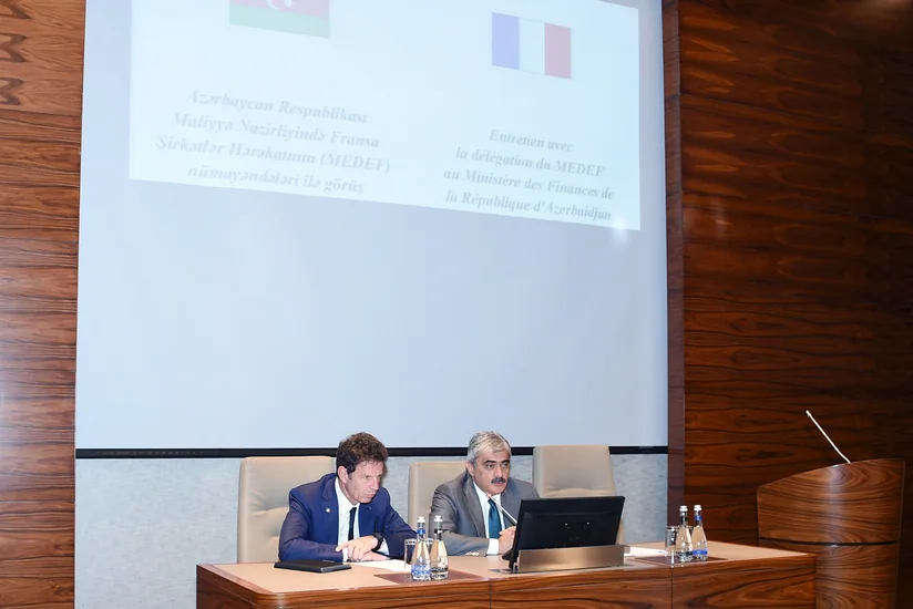 Maliyyə Nazirliyində Fransa Sahibkarlar Təşkilatına üzv olan şirkətlərin nümayəndələri ilə görüş keçirilib