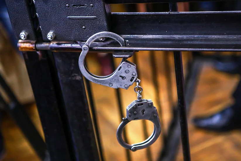 Vətəndaşları dələduzluq yolu ilə aldadaraq pullarını mənimsəyən iki nəfər saxlanılıb - FOTO