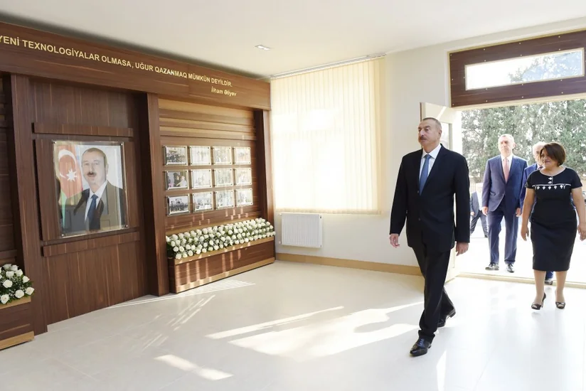 Səbaildə 20-ci Yaşayış sahəsindəki 162 nömrəli məktəbin binası yenidənqurmadan sonra istifadəyə verilib