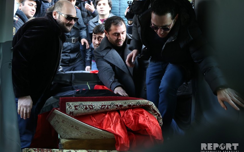 İlhamə Quliyevanın meyiti Respublika Kliniki Xəstəxanasına aparılıb - FOTO