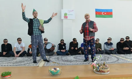 Cəzaçəkmə müəssisəsində məhkum qadınlar və yeniyetmələr üçün bayram keçirilib