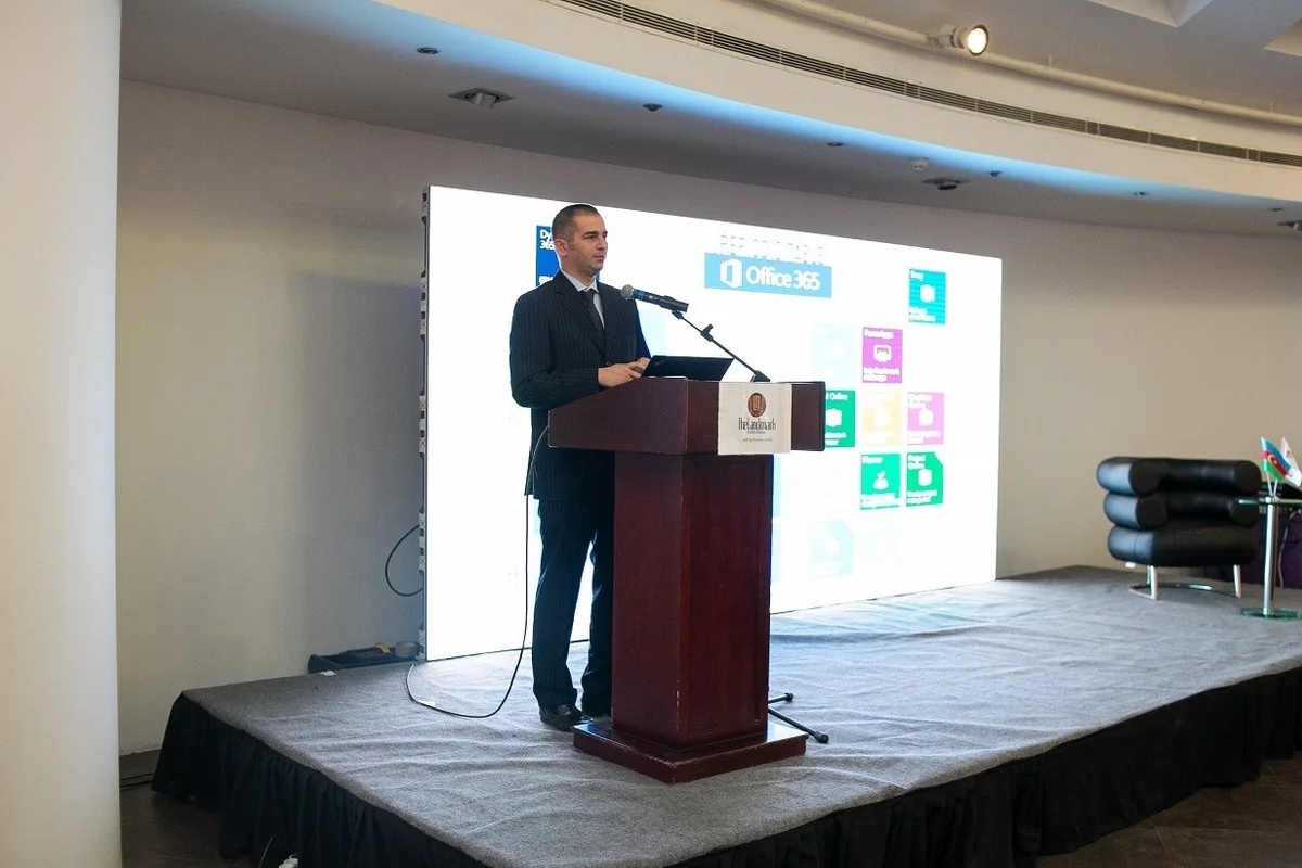 Bakıda Ali təhsilin rəqəmsal transformasiyası seminarı keçirilib