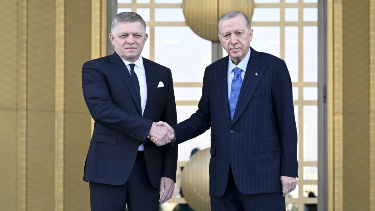 Slovakiyanın Baş naziri: Türkiyə Rusiya-Ukrayna danışıqlarına ev sahibliyi edə bilər