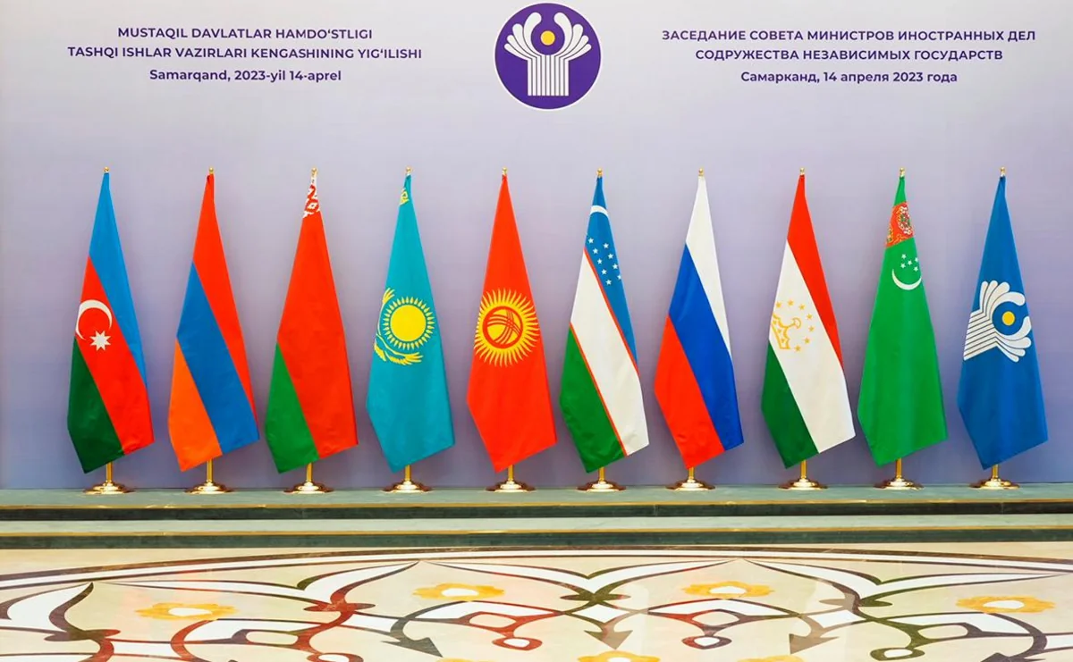 Lebedev Ermənistanın MDB-dən çıxmasını istisna edib