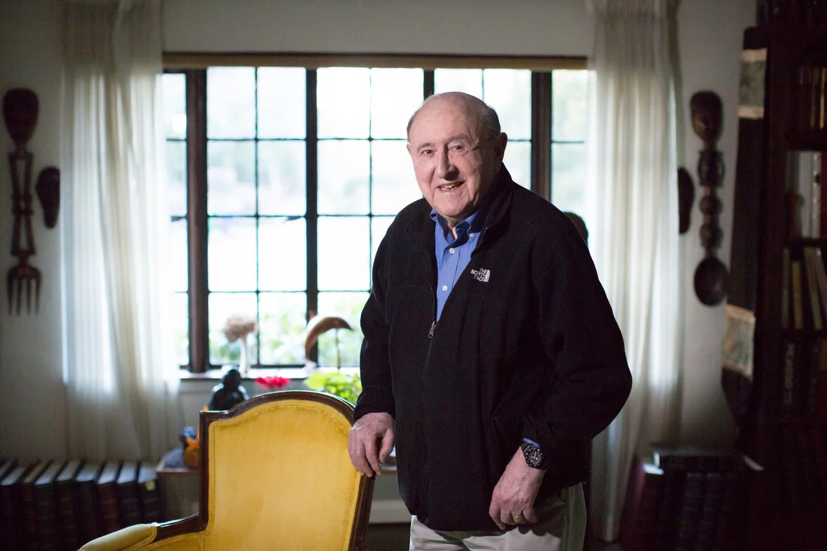 Defibrillyatorun yaradıcısı 100 yaşında vəfat edib