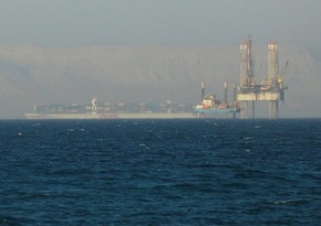 Drillship capsizes in Suez Gulf, Egypt's petroleum ministry says