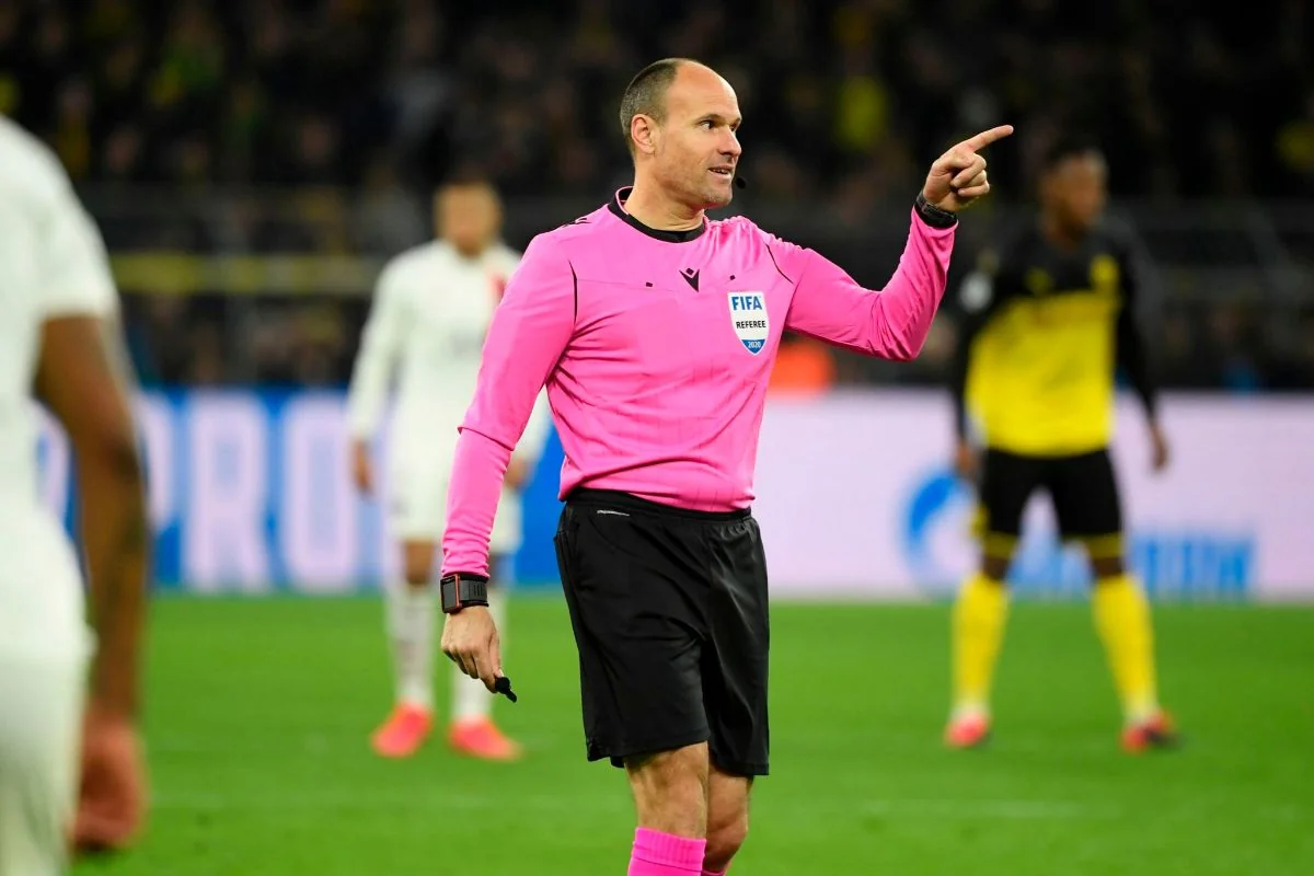 İspaniyalı məşhur futbol hakimi koronavirusa yoluxdu