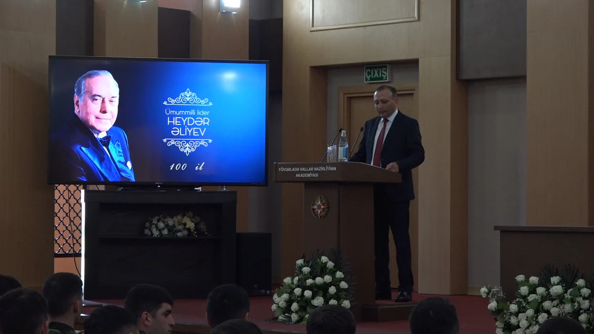FHN Akademiyasında “Heydər Əliyev İli”nə həsr olunan tədbir keçirilib