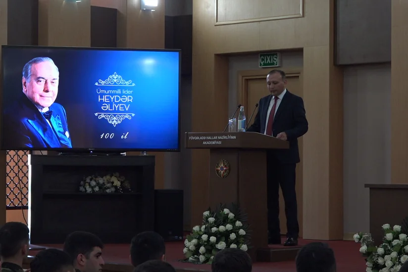FHN Akademiyasında “Heydər Əliyev İli”nə həsr olunan tədbir keçirilib