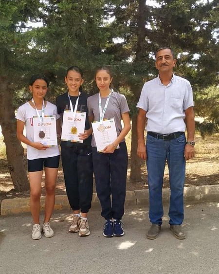 Kros qaçışı üzrə Bakı şəhər payız çempionatının qalibləri müəyyənləşib