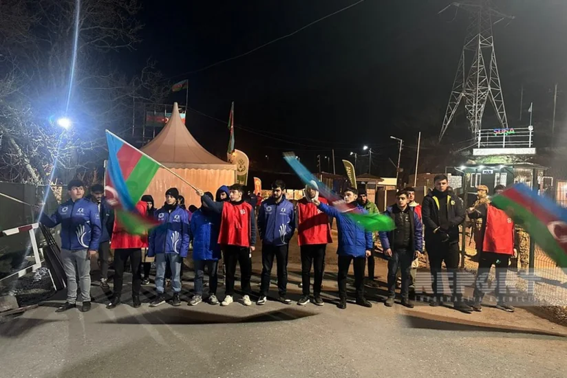 Акция на дороге Ханкенди-Лачын продолжается и в ночные часы, за день проехало 102 автомобиля