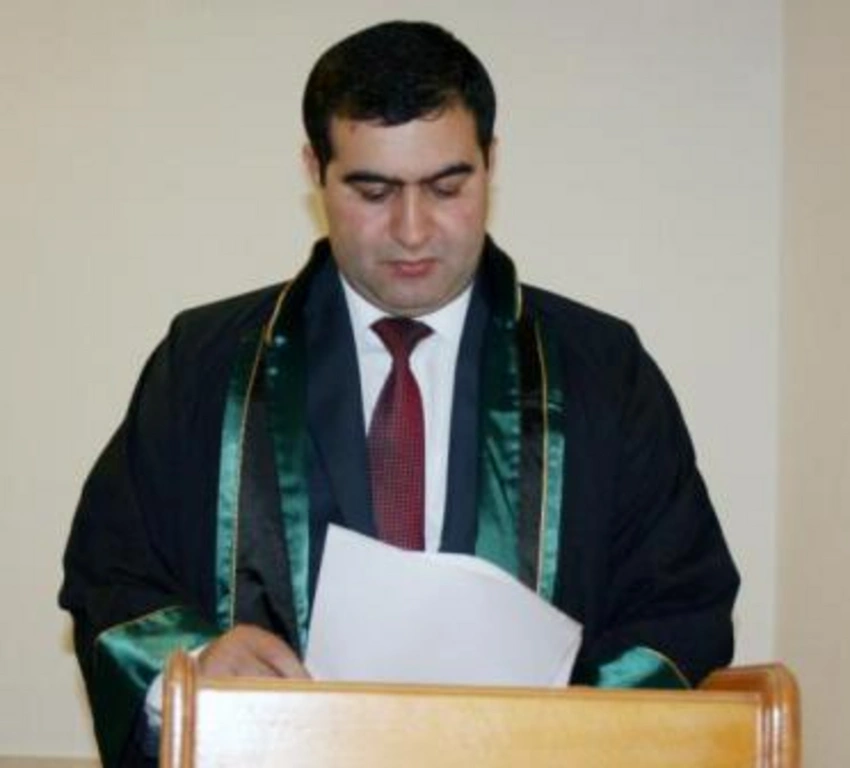 ​Cavid Hüseynovun vəkili: Əsabəli Mustafayev münəccimlik etməsin