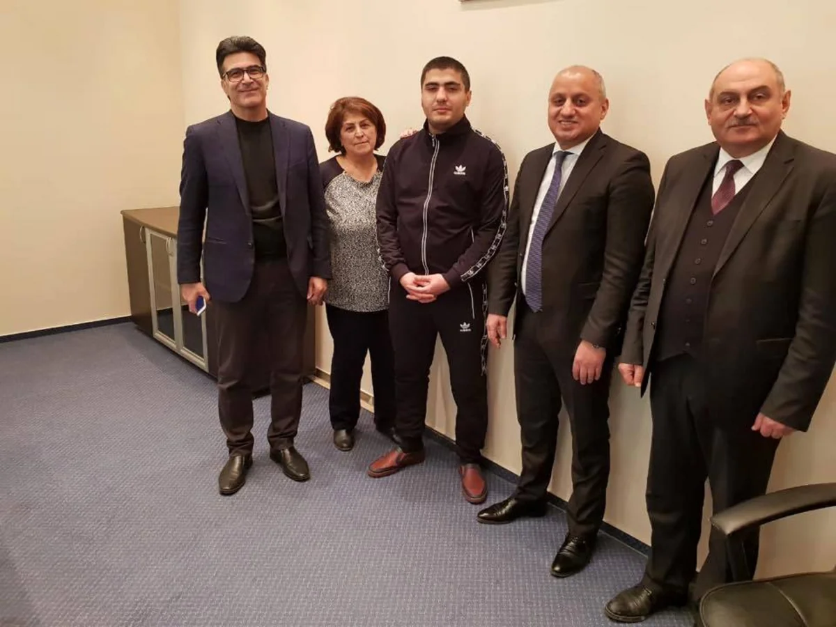 BQXK nümayəndələri və hüquq müdafiəçiləri Mehman Hüseynovla görüşüb - FOTO - YENİLƏNİB