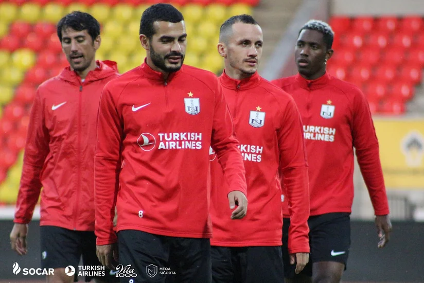 Bu gün Neftçi Arsenalla, Qəbələ Dinamo ilə qarşılaşacaq