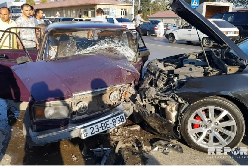 Göyçayda toy karvanında olan maşın qəzaya düşüb, 5 yaralı var - FOTO - YENİLƏNİB