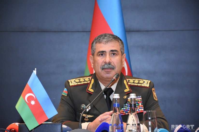 Azerbaijan Defense Minister expresses condolences to Turkish side