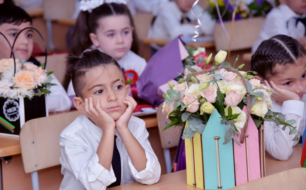 I sinfə qəbulla bağlı Çağrı Mərkəzi fəaliyyət göstərir