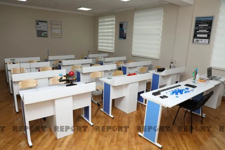 Bakıda sökülərək yenidən tikilən məktəbin açılışı olub