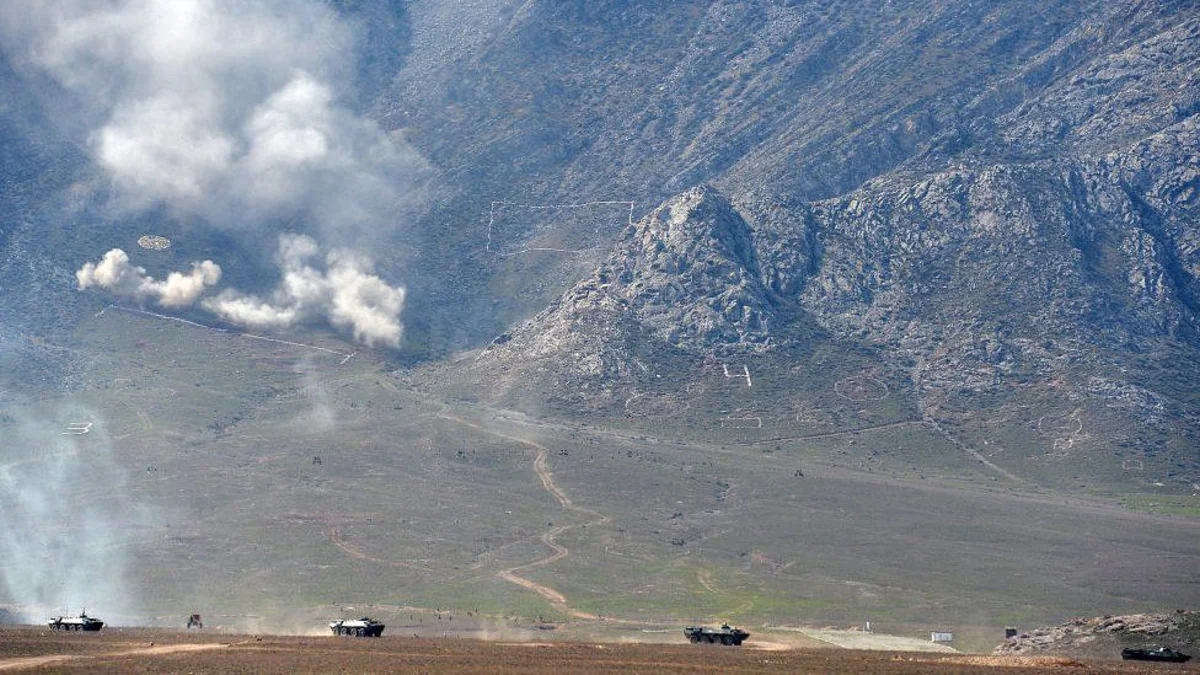 Tacikistan Qırğızıstanla sərhəddə vəziyyətin ağır olduğunu bəyan edib