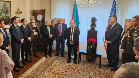 Vaşinqtonda ümummilli lider Heydər Əliyevin xatirəsi anılıb