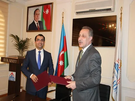 Mədəniyyətşünaslıq üzrə Elmi-Metodiki Mərkəzlə Bilik Fondu arasında memorandum imzalanıb