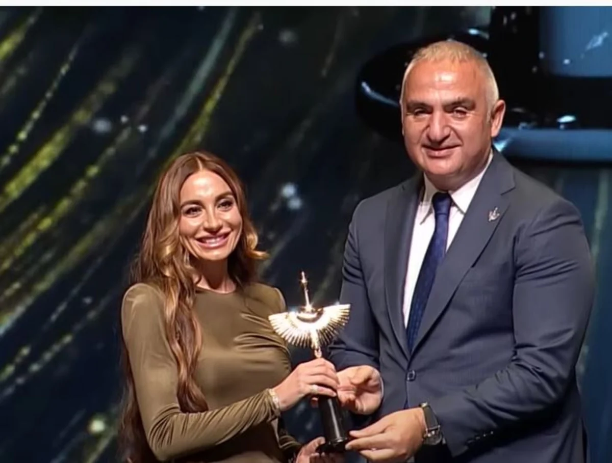 “Haber Global” Arzu Əliyevanın beynəlxalq mükafata layiq görülməsi ilə bağlı süjet hazırlayıb