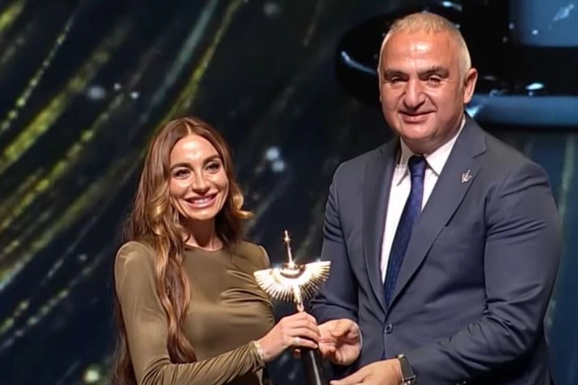 Haber Global prepares footage about awarding prize of International Festival to Arzu Aliyeva