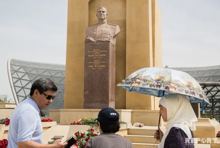 Qələbənin 73-cü ildönümü - FOTOREPORTAJ