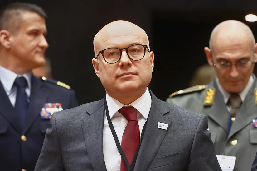 Вучевич: Сербия разворачивает военные подразделения в направлении Косова и Метохии