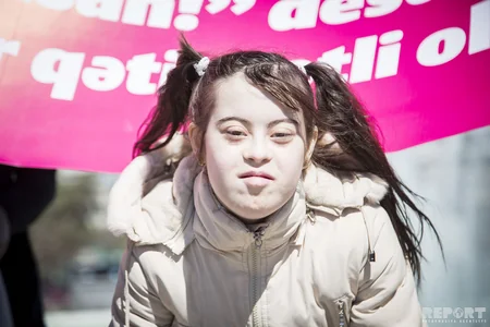 Daun Sindromu Günü ilə əlaqədar Bakıda “Biz də hamı kimiyik!” adlı yürüş keçirilib - FOTO