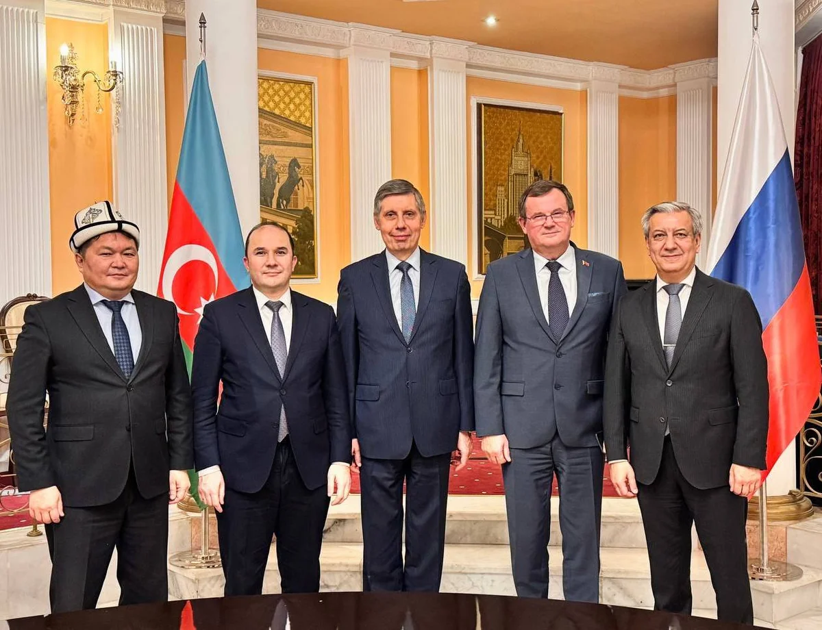 Bakıda Belarus, Qırğızıstan, Özbəkistan, Rusiya və Tacikistan səfirlərinin görüşü olub