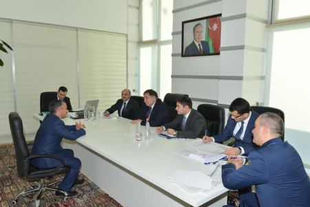 Vergilər naziri Ucarda vətəndaşları qəbul edib